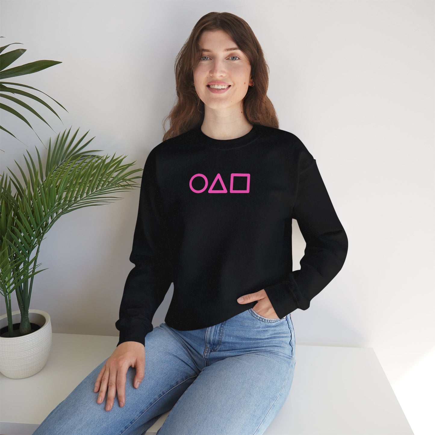 Trendy Unisex Heavy Blend™ Crewneck Sweatshirt with Minimalist Shapes, Casual Fashion, Gift for Him/Her, Cozy Lounge Wear, Stylish [...]